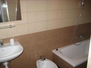Koupelna v ubytování Apartment Lara