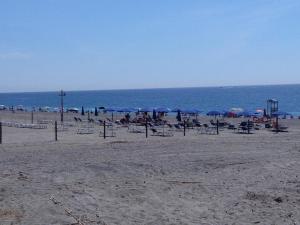 Ein Strand an oder in der Nähe der Ferienwohnung