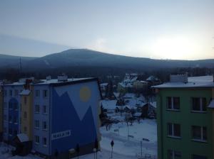 Výhľad na hory alebo výhľad na hory priamo z apartmánu + 3 fotografie