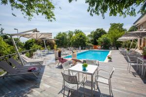 Hồ bơi trong/gần Villa Borgo Duino