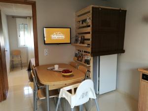 Una cocina o zona de cocina en Apartaments Els Temporers