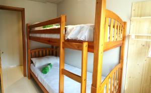 Cama o camas de una habitación en Apartaments Els Temporers