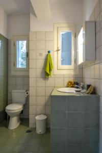 Koupelna v ubytování Villa Pergola Andros