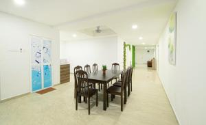 Gallery image of Hard Rock VIP Guest House in Mersing