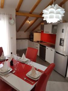 Kuchyň nebo kuchyňský kout v ubytování Apartment Vrba