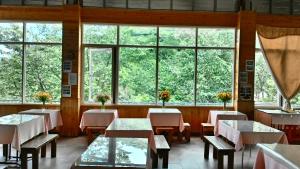 清境小太阳景观木屋 餐厅或其他用餐的地方