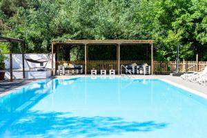 The swimming pool at or close to Hotel La Bussola