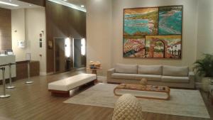 
The lobby or reception area at Intercity Suape Costa Dourada
