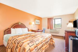 Postel nebo postele na pokoji v ubytování Days Inn by Wyndham Hornell NY + 37 fotografií