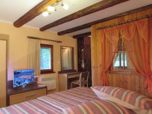 TV a/nebo společenská místnost v ubytování Apartma Narnia