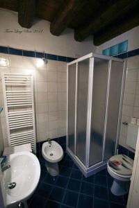 Vannituba majutusasutuses Albergo Julienne
