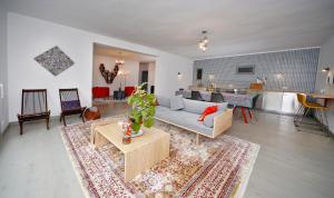 Posedenie v ubytovaní SárgaRigó Holiday Home + 28 fotografií