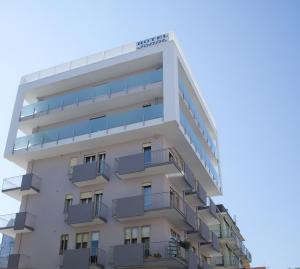 Budova, kde se hotel nachází