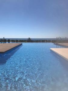 Luxury Beach & Rooftop Terrace 내부 또는 인근 수영장