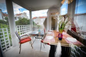 Balkón nebo terasa v ubytování APARTMENT ANA 4+2