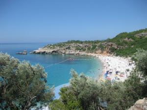 Gallery image of Apartments Drobni Pijesak in Petrovac na Moru