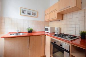 Budget Apartment by Hi5 - Váci street 44 1056 Budapest, Váci utca 44. 5/2 kép - 2