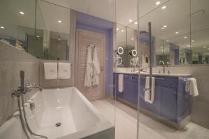 Vannituba majutusasutuses Hotel Lemongarden - Adults Only