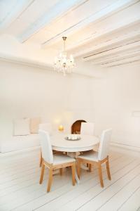Posezení v ubytování Altana Boutique Hotel