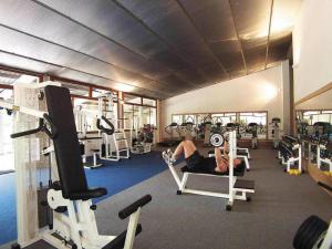 The fitness centre and/or fitness facilities at AdriaCamp Mobile Homes Rosepineta