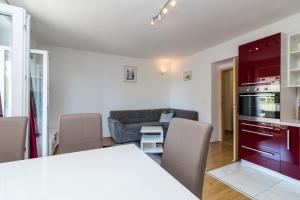 Kuchyň nebo kuchyňský kout v ubytování Apartman Duje