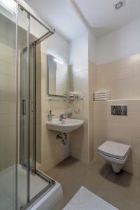 Un baño de Hotel Taurus