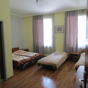 Gallery image of Tvishi Guest House in Tsʼageri