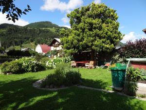 Nespecifikovaný výhled na hory nebo výhled na hory při pohledu z bed and breakfast
