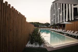 Blank Hotel