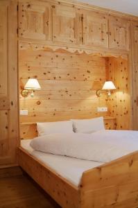 Llit o llits en una habitació de Hotel Gomagoierhof