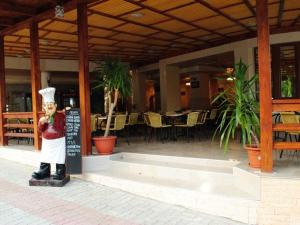 Restaurace v ubytování Hotel Coralis