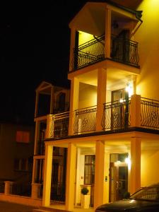 Budova, kde se bed and breakfast nachází