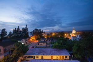 Gallery image of Puerta Sol Inn in Manglaralto