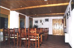 En restaurant eller et andet spisested på Casa Rural La Vall del Cadi