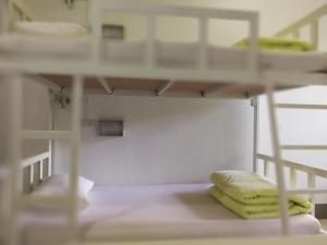 班布华宾馆客房内的一张或多张床位