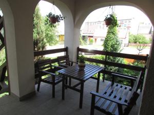 Balkon lub taras w obiekcie Pokoje w miasteczku przy Puszczy Bialowieskiej
