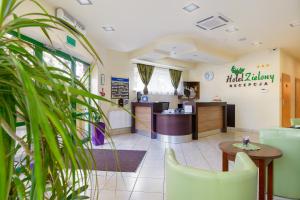 The lobby or reception area at Hotel Zielony