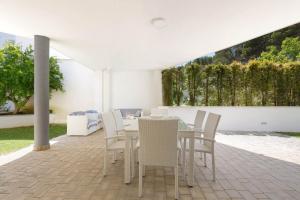 サンタ・カテリーナ・ディ・ナルドにあるAppartamento Paradise by BarbarHouseのギャラリーの写真 +25枚の写真