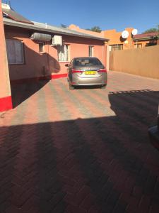 Windhoek şehrindeki Essence of Africa Guesthouse tesisine ait fotoğraf galerisinden bir görsel