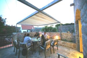 Patio nebo venkovní prostory v ubytování Stone House Nana