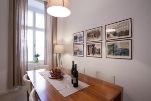 Afbeelding uit fotogalerij van Business Appartements "Villa Münz" in Pula