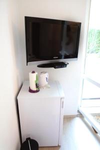 TV a/nebo společenská místnost v ubytování Rooms Feme