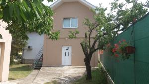 Photo de la galerie de l'établissement Guest House Zoran, à Kragujevac
