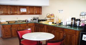 Köök või kööginurk majutusasutuses Jameson Inn - Perry