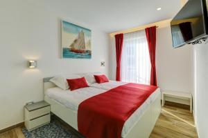 Postel nebo postele na pokoji v ubytování Viras Luxury Holiday