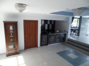 Kuchyň nebo kuchyňský kout v ubytování Plage Hotel