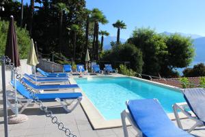 A piscina localizada em Villa La Mirabella ou nos arredores