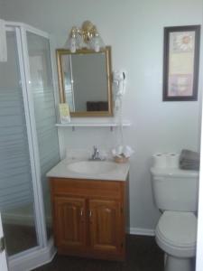 Photo de la galerie de l'établissement Capricorn Motel Royale 1000 Islands, à Lansdowne 35 autres photos