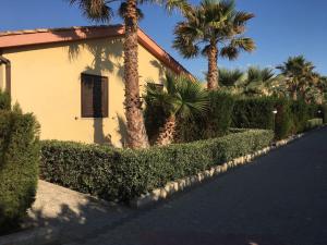 A garden outside Residence Hydria