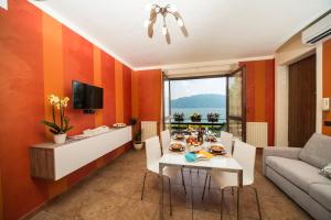 Posezení v ubytování Casa Vacanze La Nautica + 37 fotografií